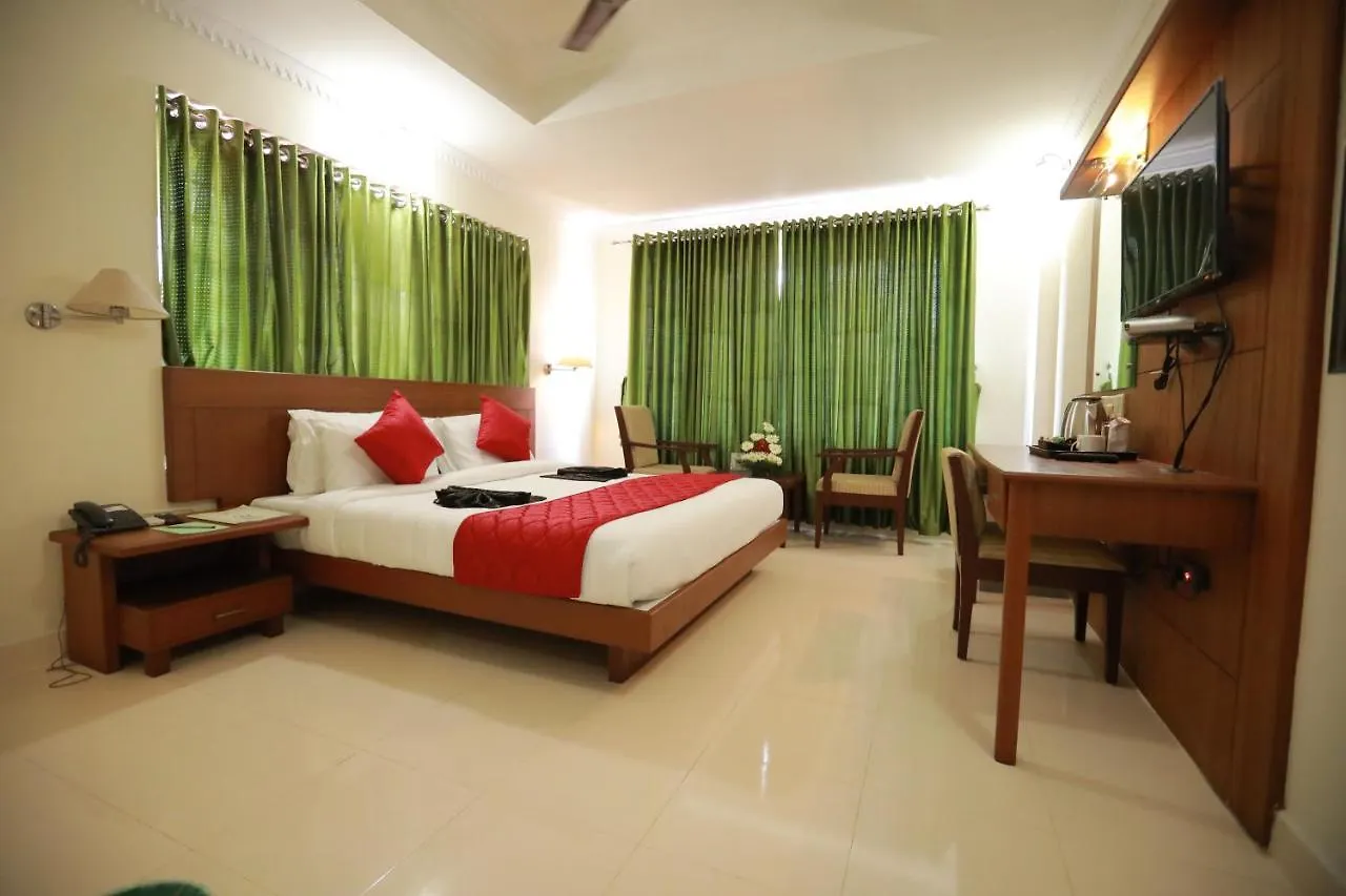 Hotel Peninsula Thrissur